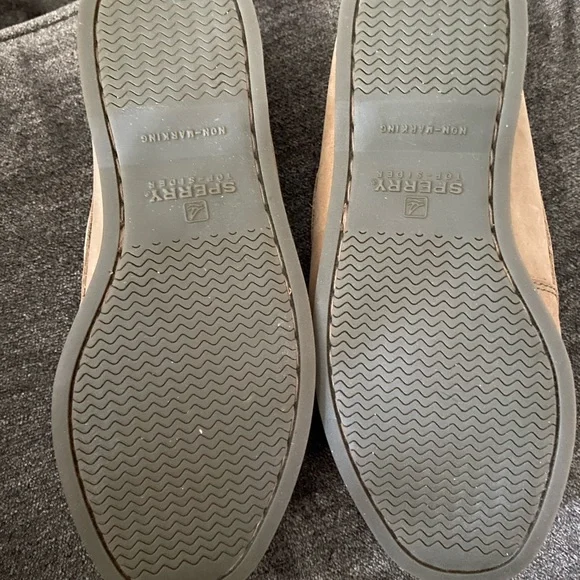 Boys sperry water shoes - size 3 - Picture 2 of 2